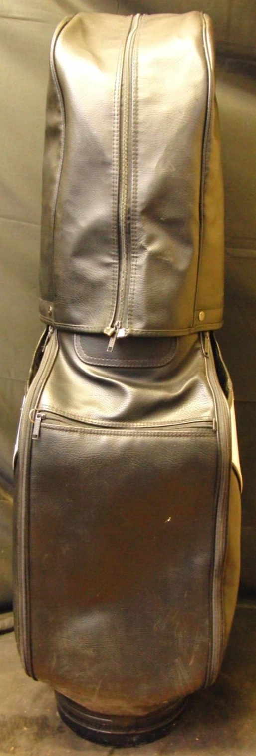 6 Division Titleist Golf Tour Trolley Cart Golf Clubs Bag 4 6 Division Titleist Golf Tour Trolley Cart Golf Clubs Bag - Image 2