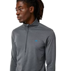 J.Lindeberg Luke 1/2-Zip Golf Mid Layer AMJS06731 -Golf Bags shop AMJS06731 U228 006 Web 150dpi PhotoRoom